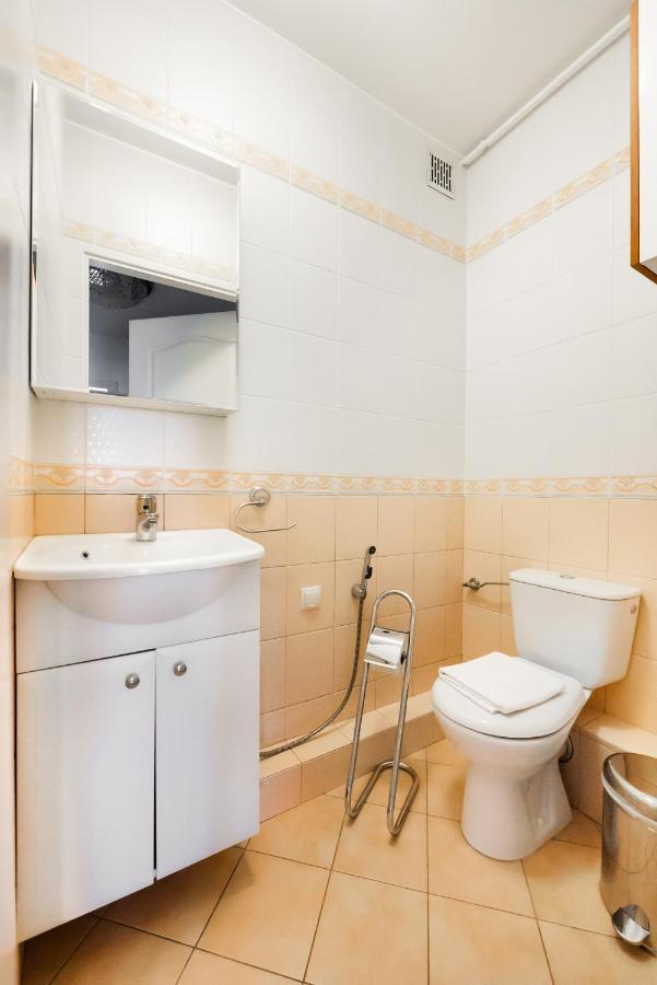 Ken 54 2-bedroom Apartment Warsaw